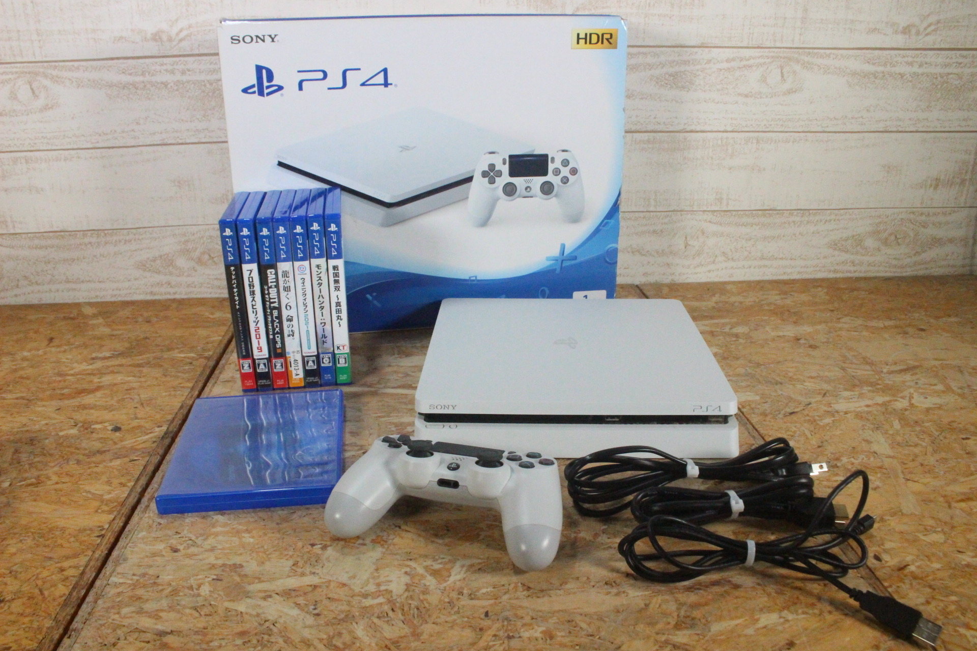 神戸市西区買取窓口にてPS4本体、ソフトを買取させて頂きました☆のアイキャッチ画像