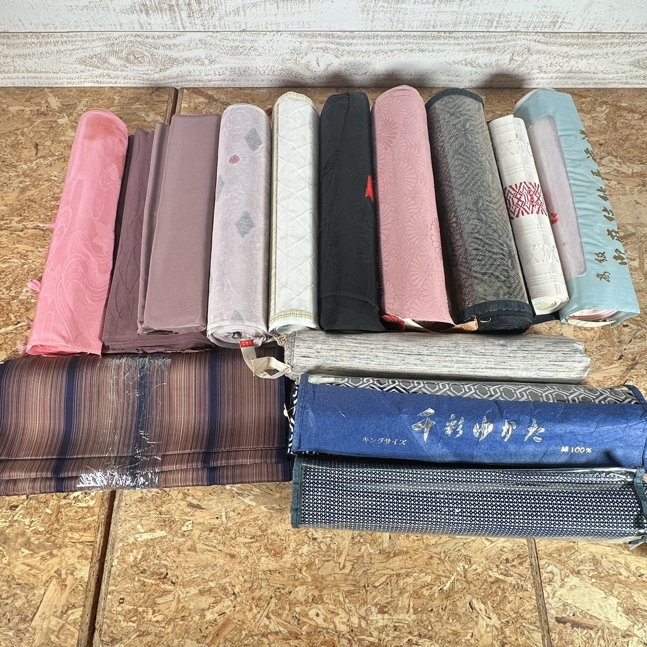 神戸市西区買取窓口にて着物の反物を買取させて頂きました☆のアイキャッチ画像